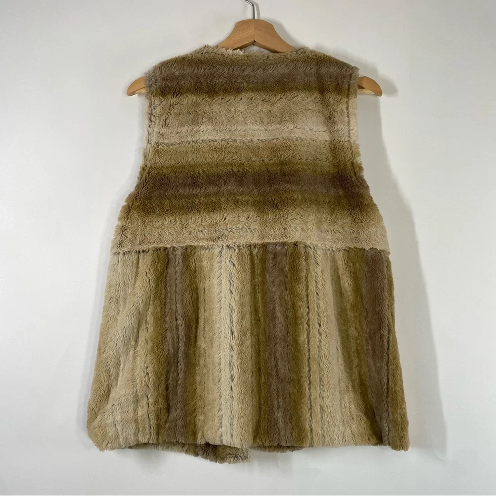 Mystree Tan Faux Fur Vest Open Front Size L Boho Cabincore Festival Outdoor